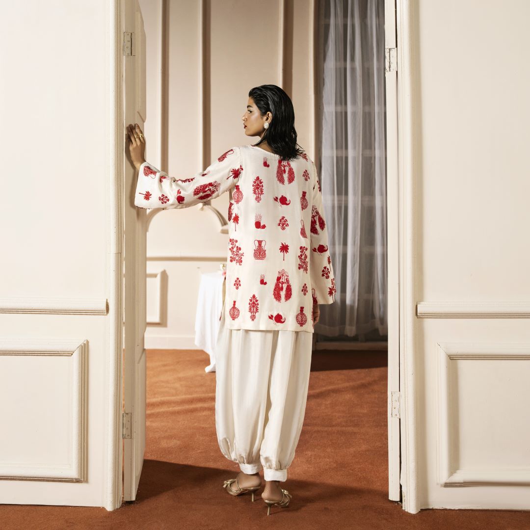 Ivory Crimson – Kurta Set - Image 3
