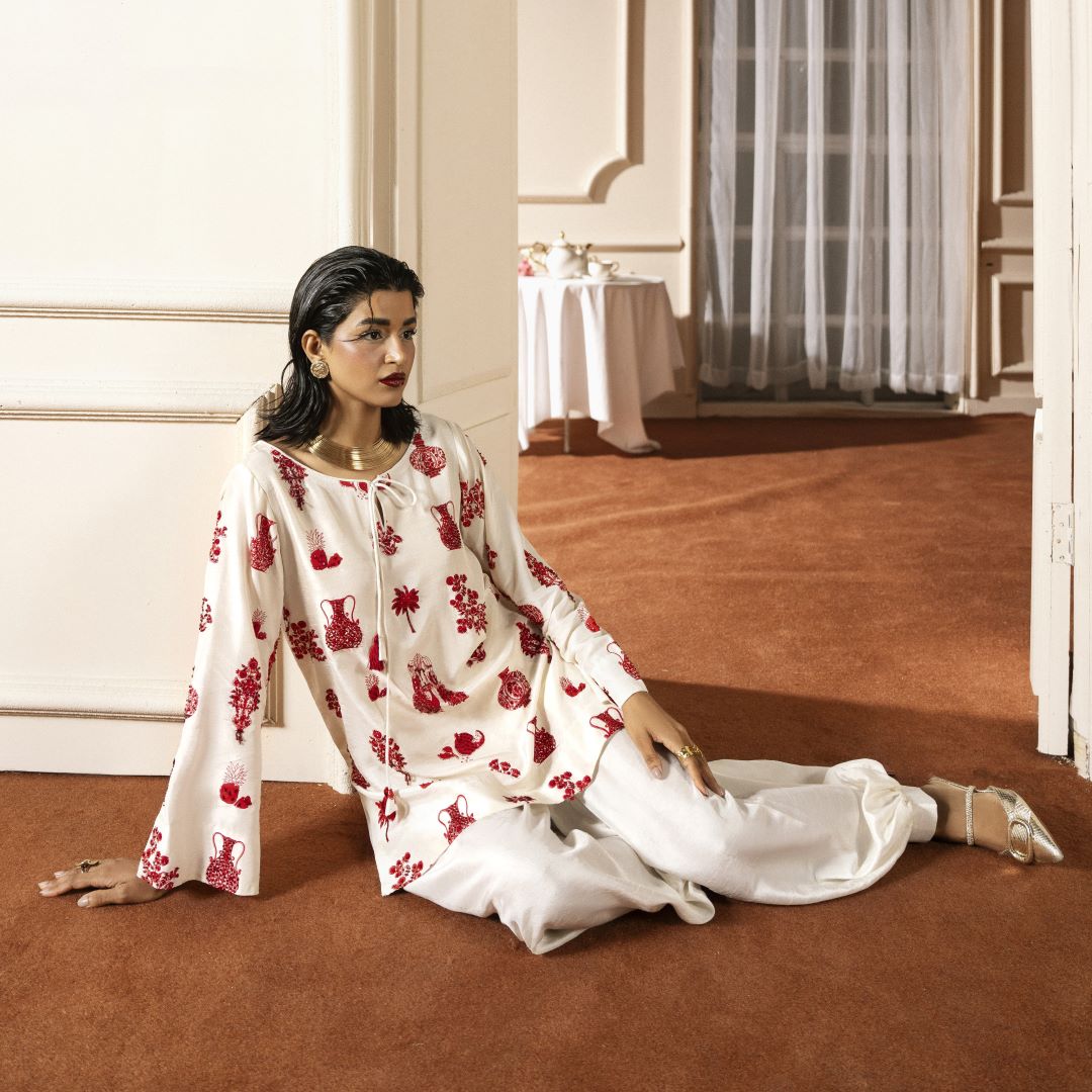 Ivory Crimson – Kurta Set - Image 5